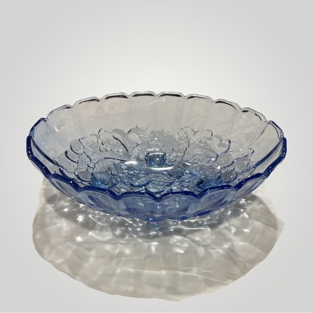 Vintage Indiana Glass Light Blue Oval Scalloped Trim Footed Bowl Fruit Harvest